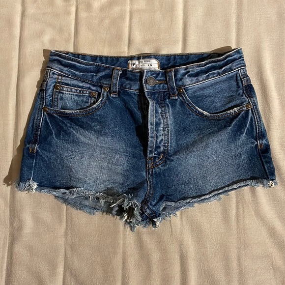 Free People Rock Denim Uptown Short in Harbor - Picture 3 of 4